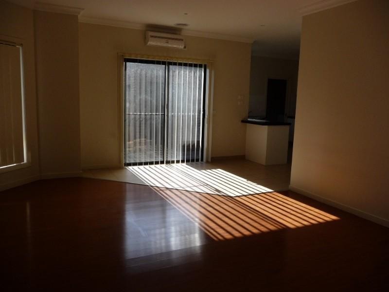 2/19 Hodges Street, Seaford VIC 3198