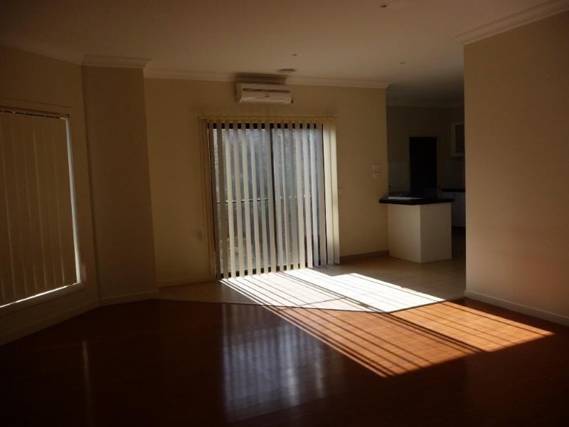 2/19 Hodges Street, Seaford VIC 3198