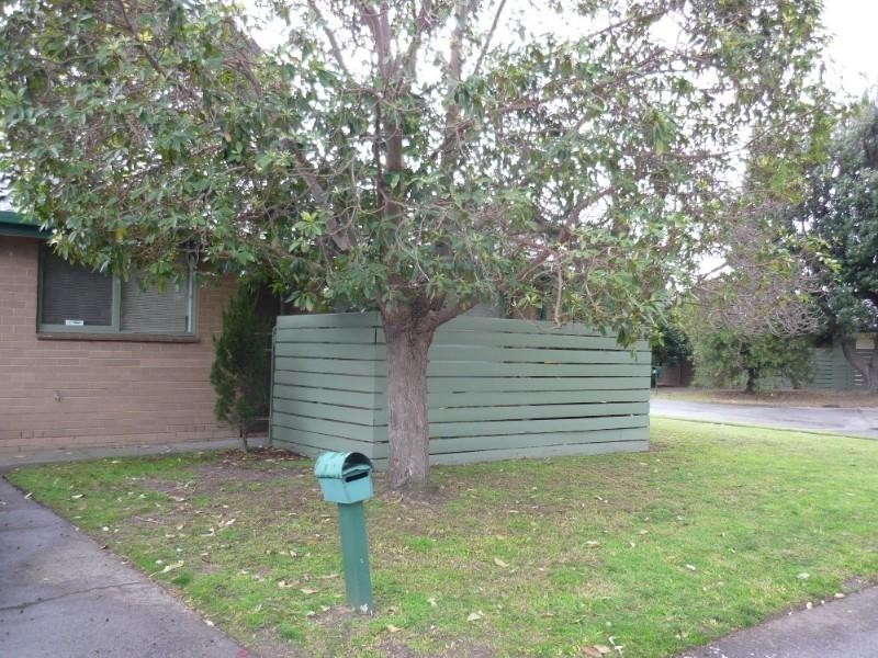 2 Chelbara Court, Chelsea VIC 3196