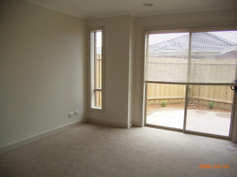 3/10 Bondi Road, Bonbeach VIC 3196