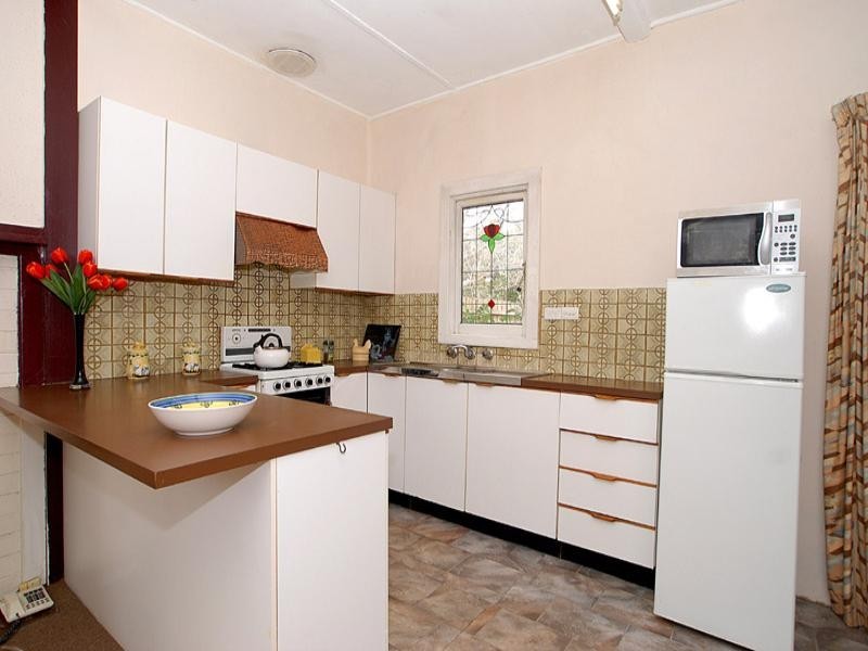 12 Fifth Avenue, Aspendale VIC 3195