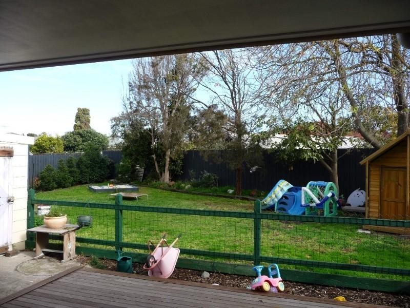 2 Warrawitur Court, Bonbeach VIC 3196