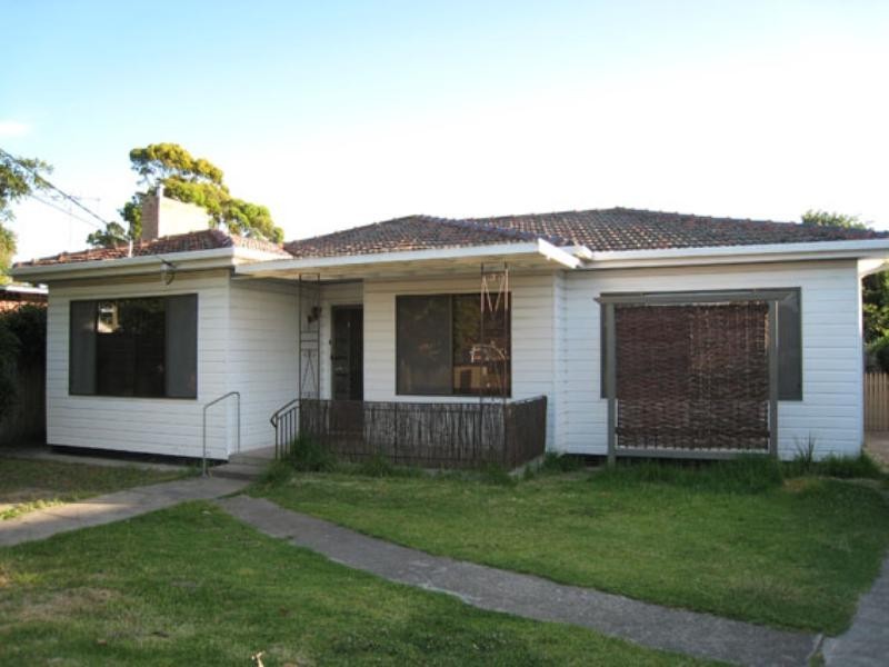 122 Austin Road, Seaford VIC 3198