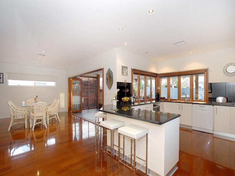 1/37 Ella Grove, Chelsea VIC 3196