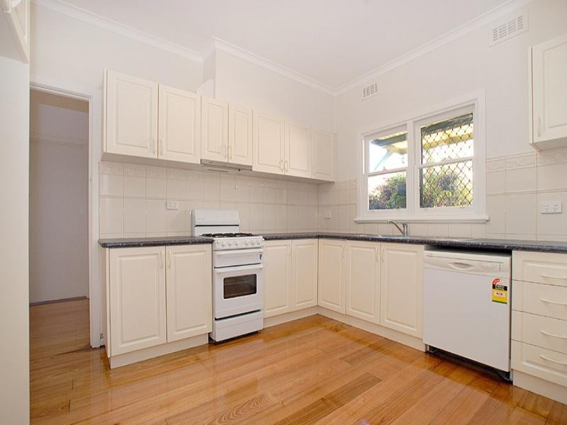 28A Cannes Avenue, Bonbeach VIC 3196