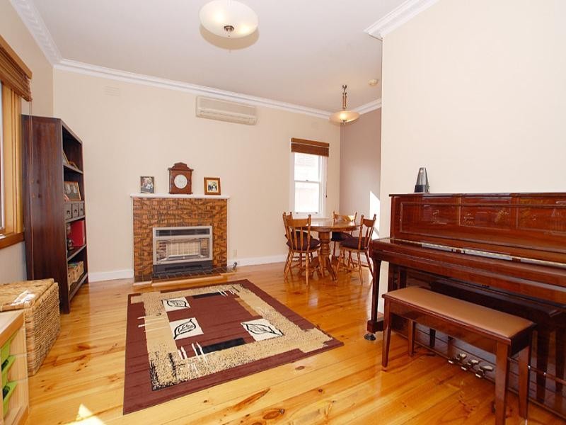 76 Bondi Road, Bonbeach VIC 3196