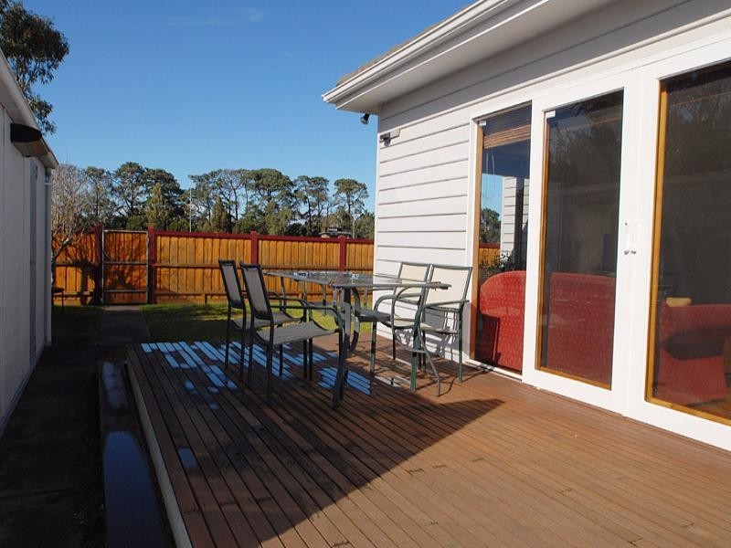 76 Bondi Road, Bonbeach VIC 3196