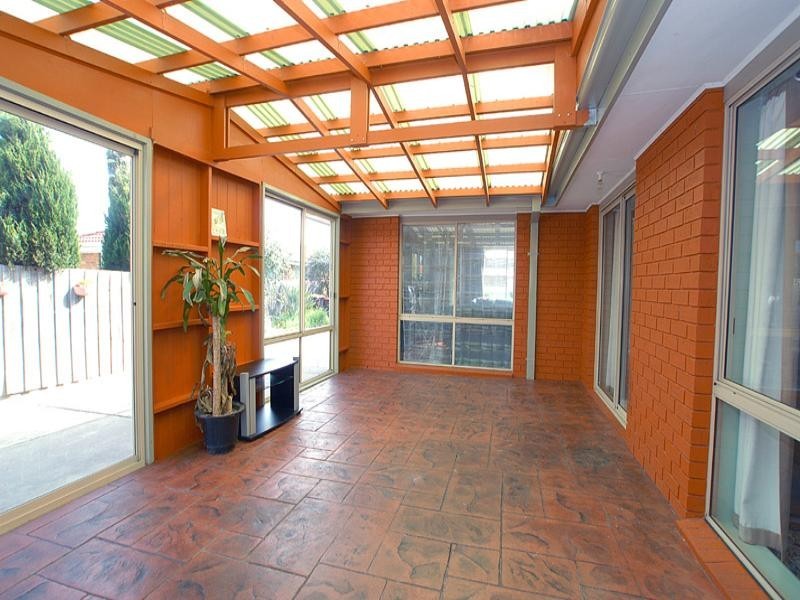 16 Dotterel Court, Chelsea Heights VIC 3196