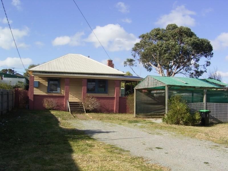 7 First Avenue, Chelsea Heights VIC 3196