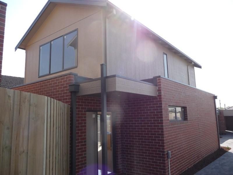 2/555 Station Street, Carrum VIC 3197