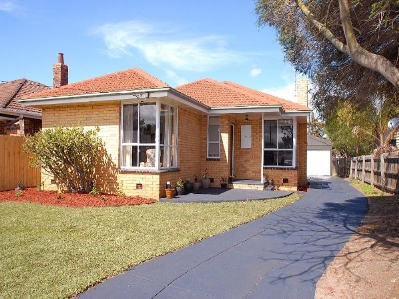 4 Broadway, Bonbeach VIC 3196