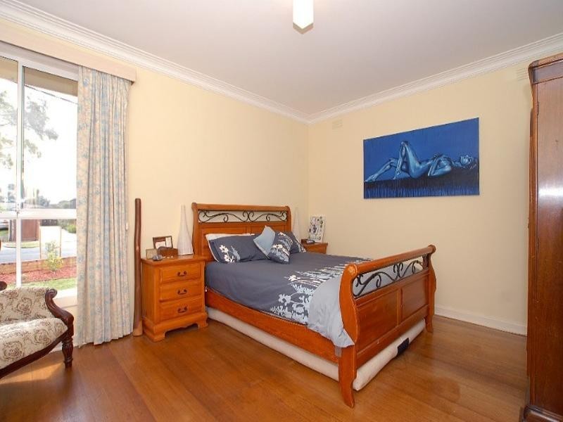 4 Broadway, Bonbeach VIC 3196