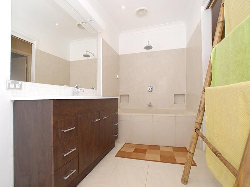 7 Wunalla Road, Seaford VIC 3198