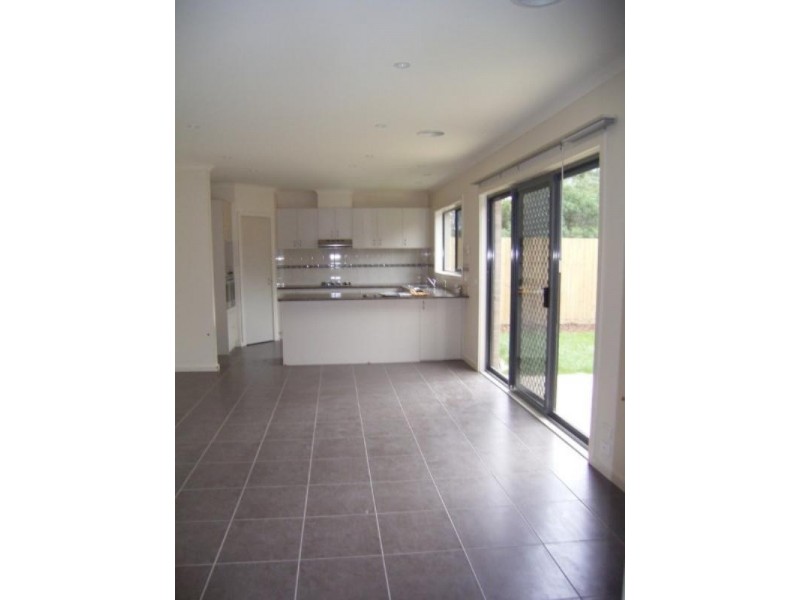 2/25-27 Austin Road, Seaford VIC 3198