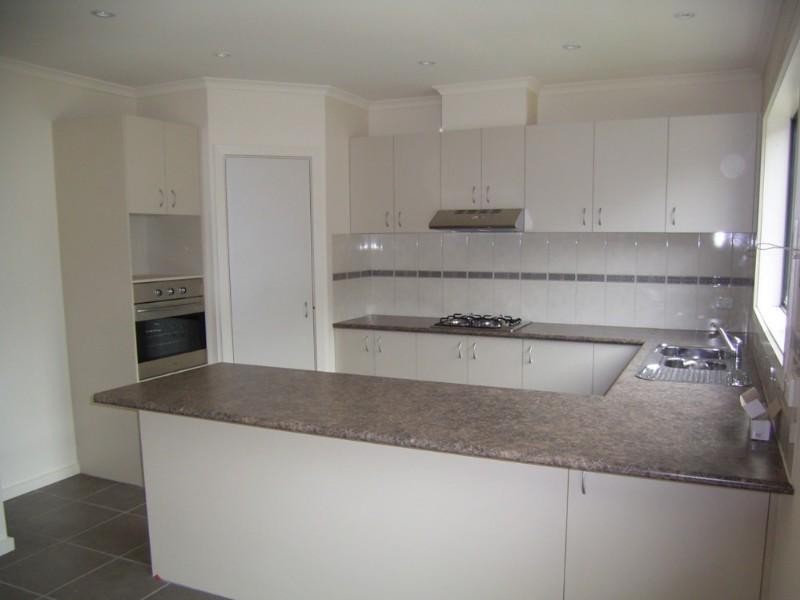 2/25-27 Austin Road, Seaford VIC 3198