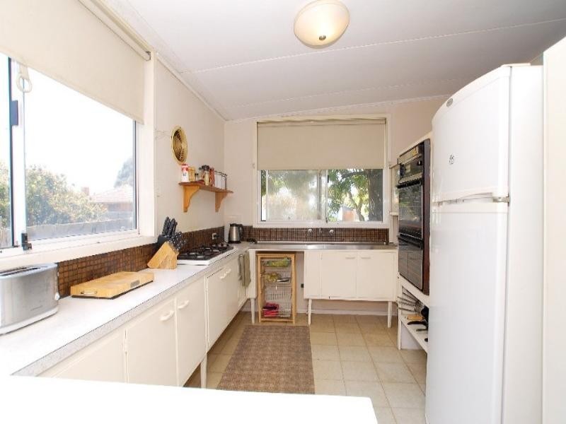 12 Melaleuca Drive, Carrum VIC 3197