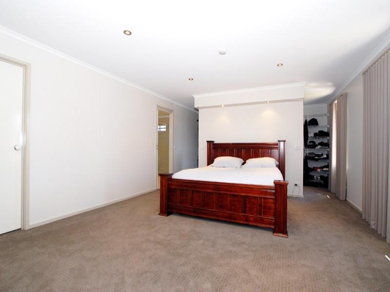 56 Milroy Crescent, Seaford VIC 3198