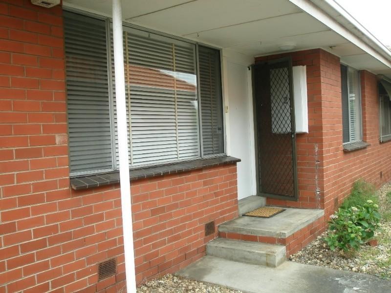 2/5 McLeod Road, Carrum VIC 3197