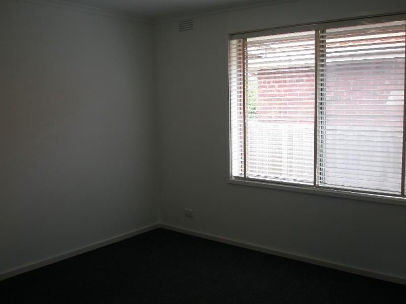 2/5 McLeod Road, Carrum VIC 3197