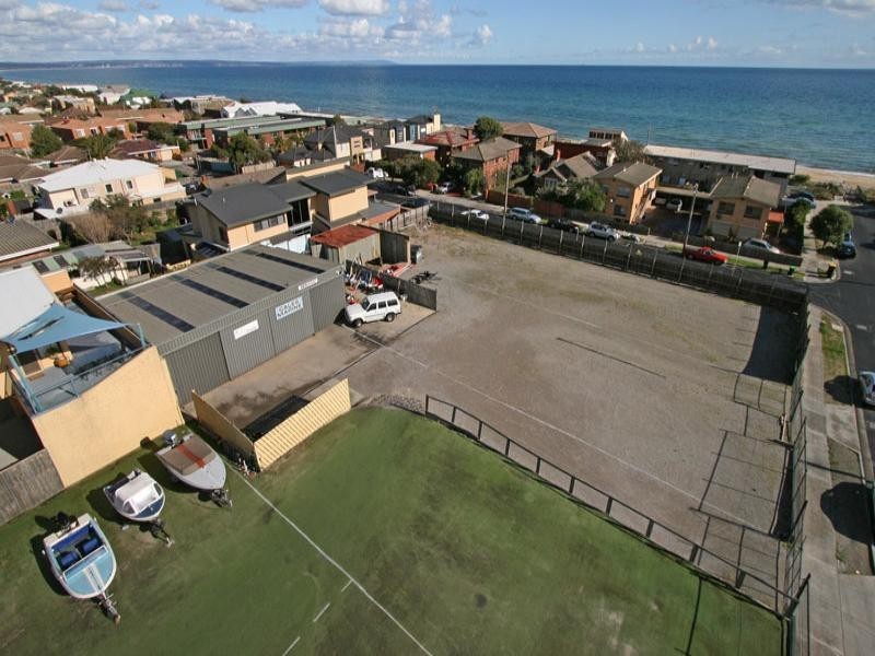 4 & 6 Bank Road, Edithvale VIC 3196