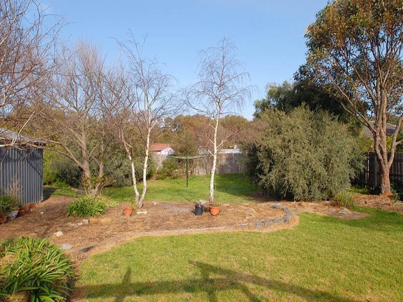 20 Berry Avenue, Edithvale VIC 3196