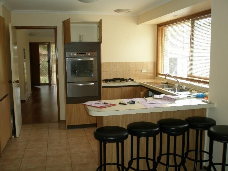 92 Coolibar Avenue, Seaford VIC 3198