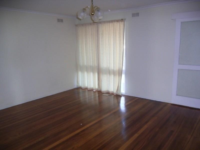 212 Seaford Road, Seaford VIC 3198