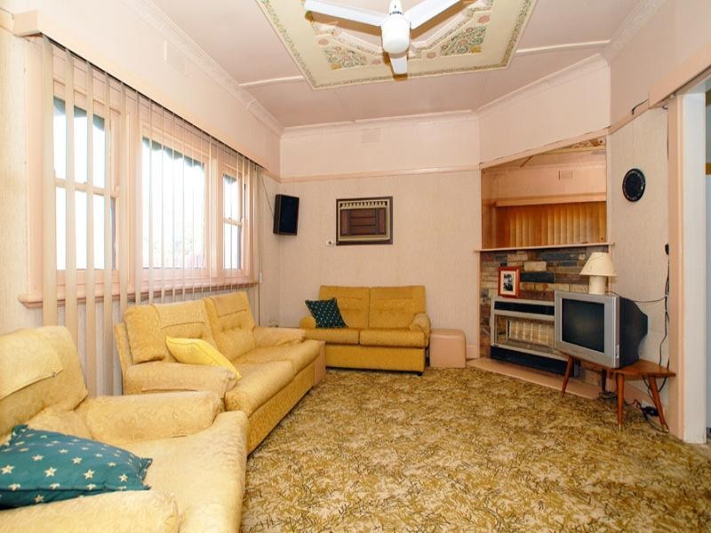 2 Poulson Street, Carrum VIC 3197