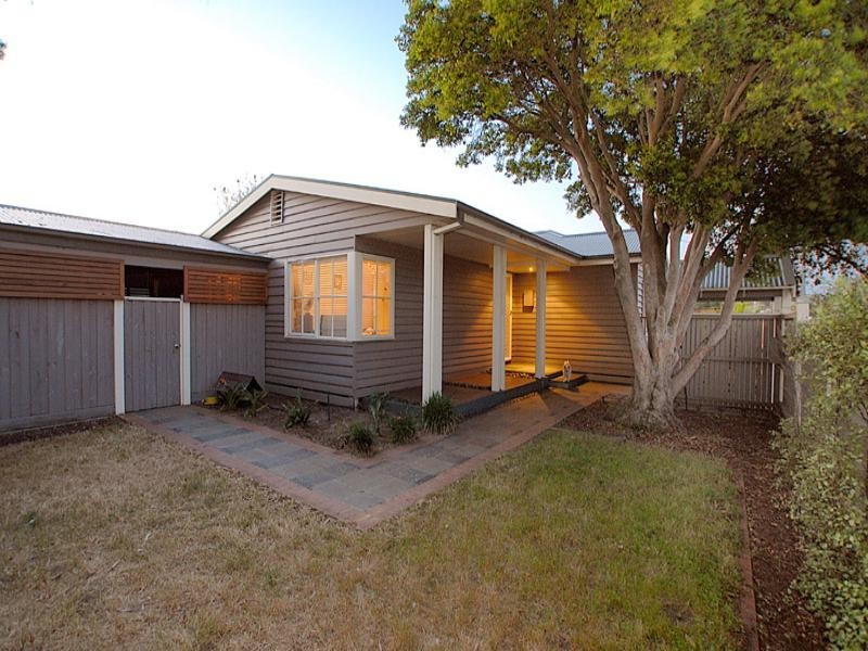 61 Keith Avenue, Edithvale VIC 3196