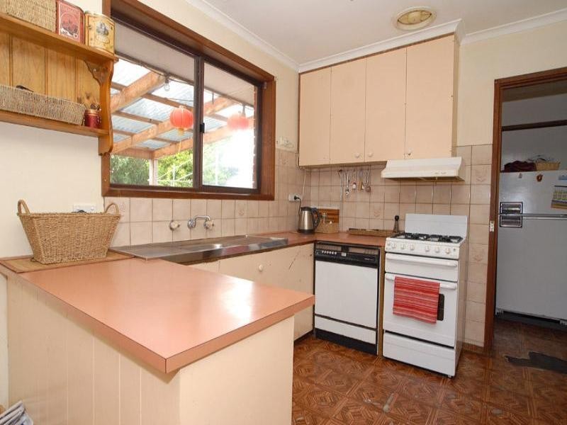 49 Jabiru Drive, Chelsea Heights VIC 3196