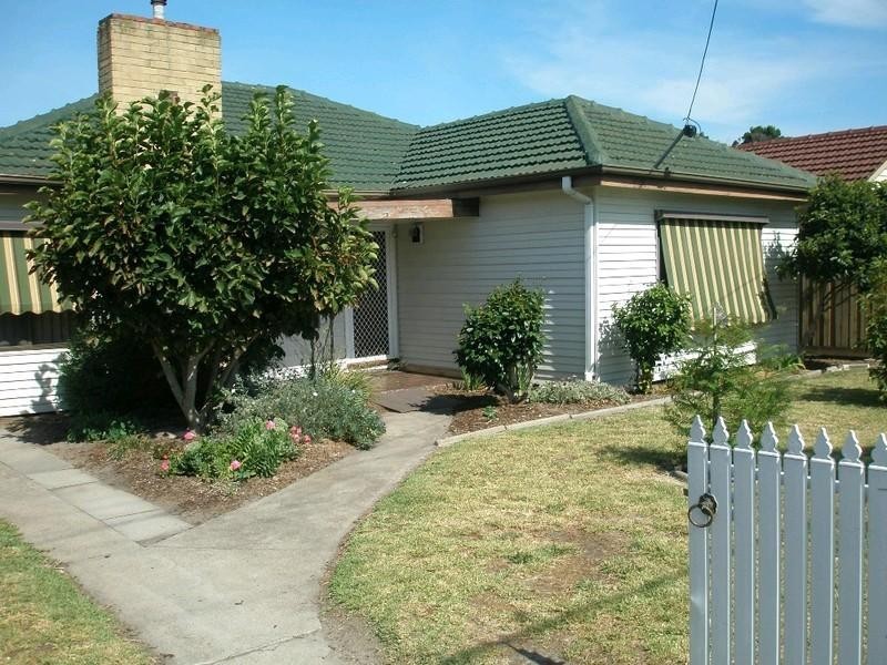 8 Fowler Street, Chelsea VIC 3196