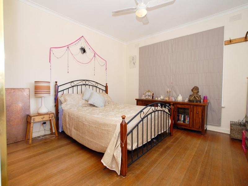 4 Lewellin Grove, Carrum VIC 3197