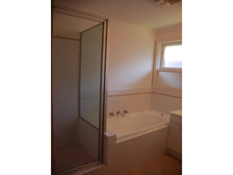 50 Jabiru Drive, Chelsea Heights VIC 3196