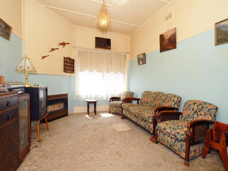 10 Catherine Avenue, Chelsea VIC 3196