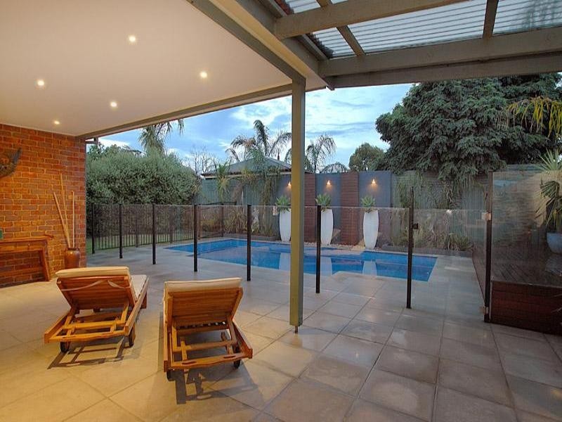 27 Lord Rodney Drive, Patterson Lakes VIC 3197