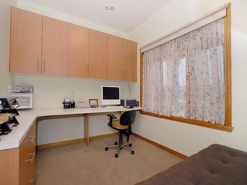 27 Lord Rodney Drive, Patterson Lakes VIC 3197