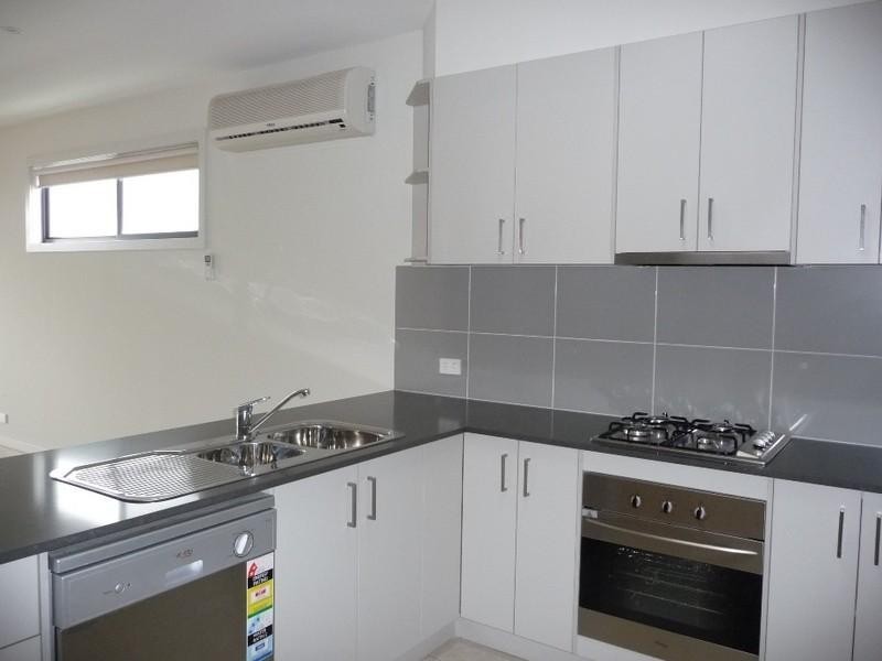 6A Showers Avenue, Chelsea VIC 3196