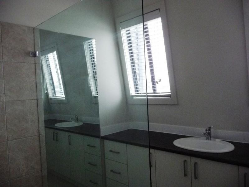 6A Showers Avenue, Chelsea VIC 3196