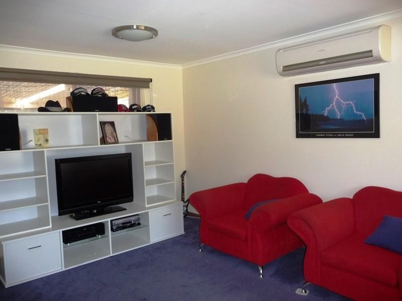 15 Parkside Boulevard, Carrum VIC 3197