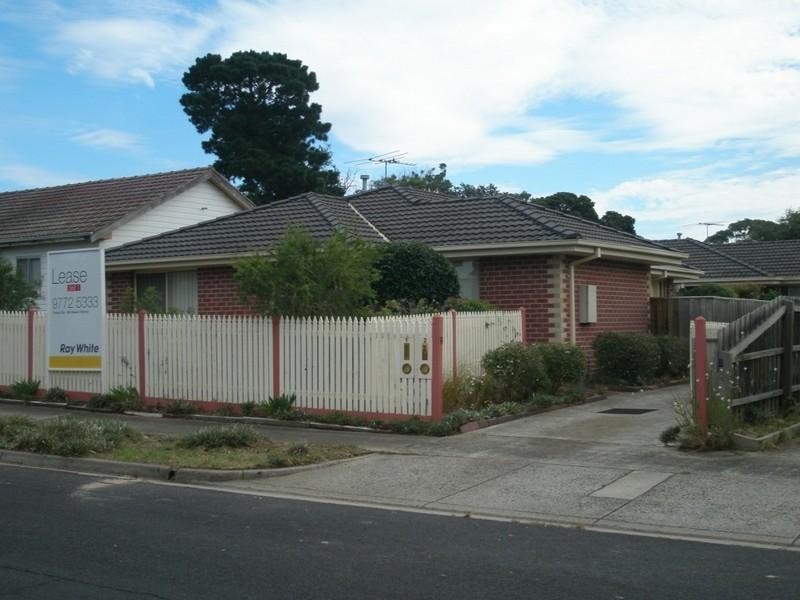 1/11 Arthur Street, Seaford VIC 3198