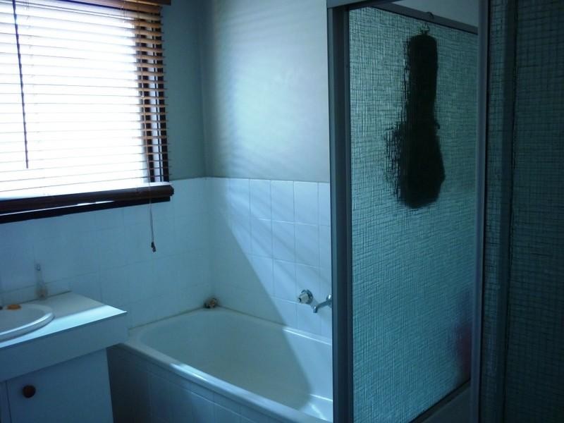 33 Pace Crescent, Chelsea VIC 3196