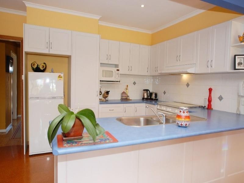 35 Ella Grove, Chelsea VIC 3196