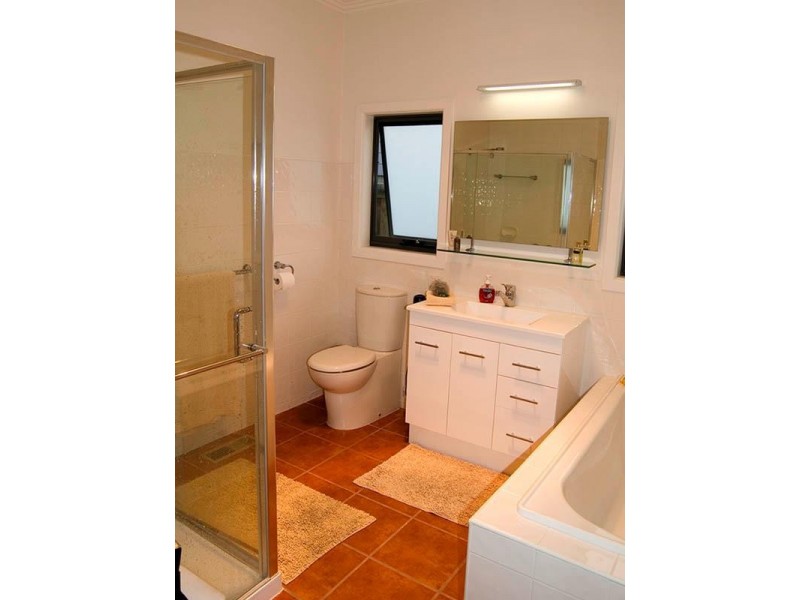 20 Ilma Grove, Bonbeach VIC 3196