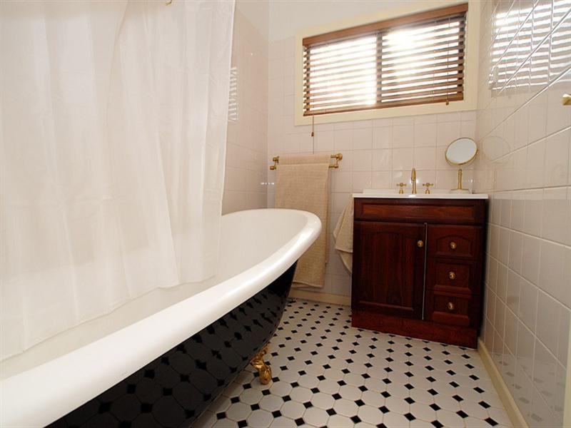 51 Northcliffe Road, Edithvale VIC 3196