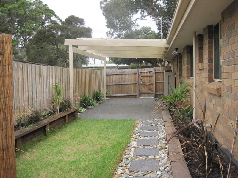19 Royal Road, Bonbeach VIC 3196