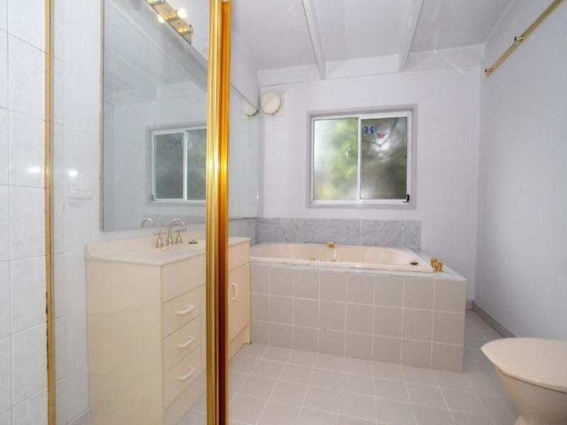 2/33 Ella Grove, Chelsea VIC 3196