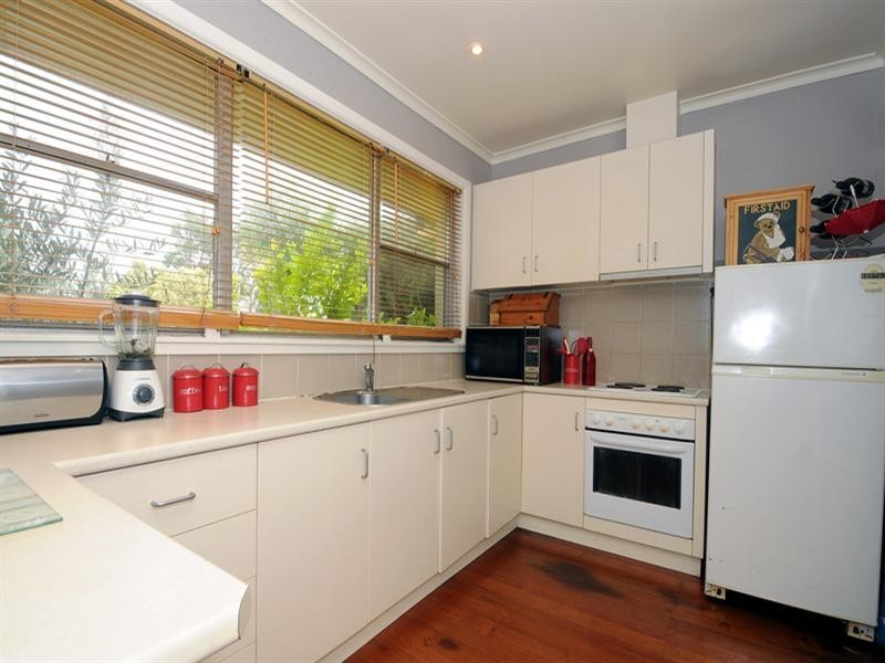 16 Attunga Crescent, Seaford VIC 3198