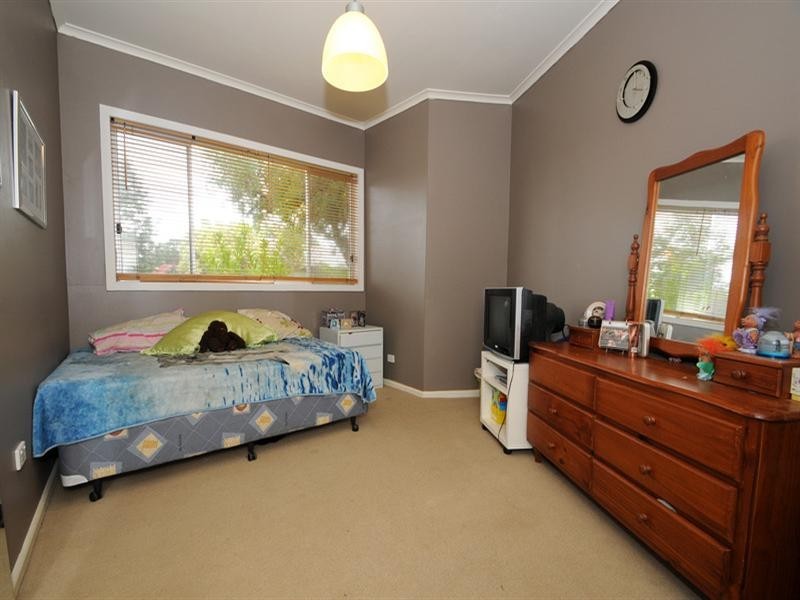 16 Attunga Crescent, Seaford VIC 3198