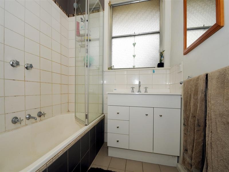 16 Attunga Crescent, Seaford VIC 3198