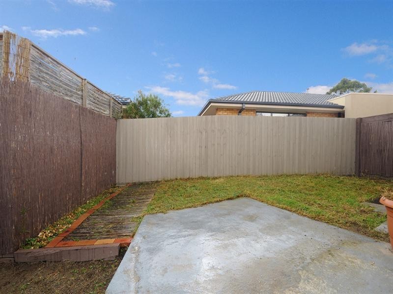 16 Attunga Crescent, Seaford VIC 3198